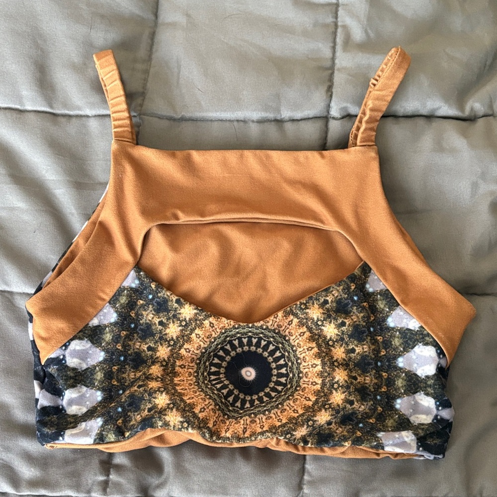 Wolven Noor Print Leggings and Top - Picture 5 of 10